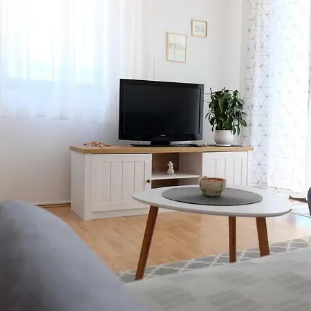 Galboka Nine Apartment Nerezine