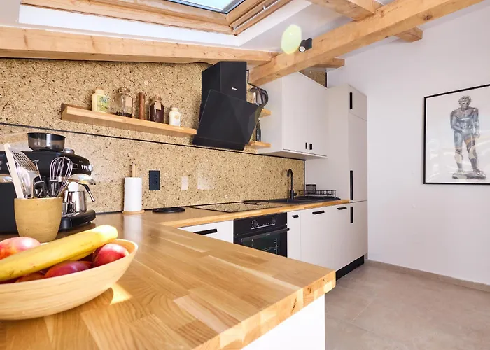 Galboka Nine Daire Nerezine