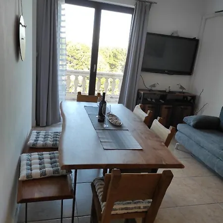 Galboka Nine Apartment Nerezine